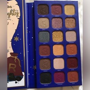 I ❤️ Revolution The Naughty List Eyeshadow Palette